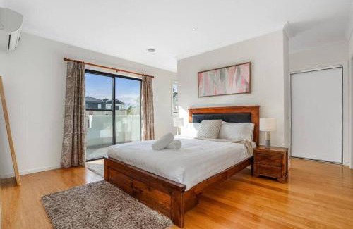 Bundoora House | Bundoora Family Home near Uni Hill