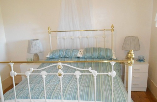 Dalrymple House | Bungalow at the Beach
