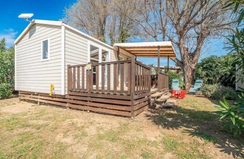 Narbonne-Plage House | Bungalow confortable à Narbonne avec terrasse et parking inclus