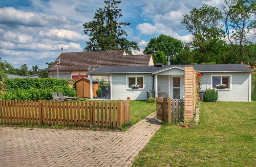 Bellin House | Bungalow for 4 guests with 65m² in Ueckermünde (265200)