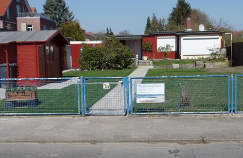 Doese House | Bungalow 'Kleiner' with Private Terrace and Shared Garden