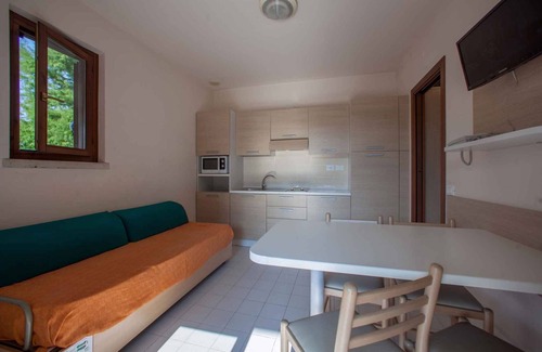 Colombare House | Bungalow with terrace and air conditioning