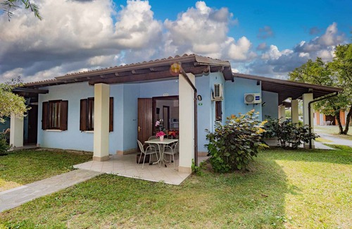 Colombare House | Bungalow with terrace and air conditioning