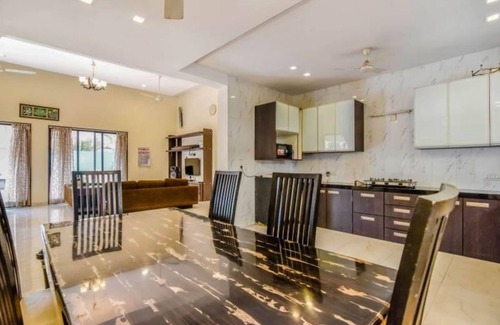 Tungarli House | Bungalows In Lonavala with Swimming pool, WiFi, fitness room