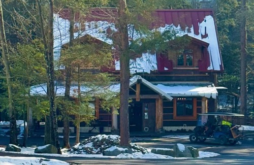 Vestal House | Bunk House on the Farm Rink
