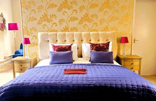 Sheringham Hotel | Burlington Berties