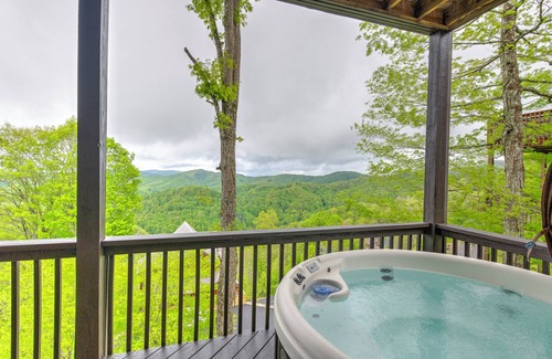 Wolf Laurel Cabin | Burnt Skies- Cabin-Hatley Pointe-Amazing Sunsets-Hot tub- Grill-Game Room