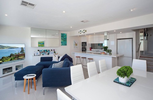Gerringong Apartment | Burri Burri View for 6- Ocean Views