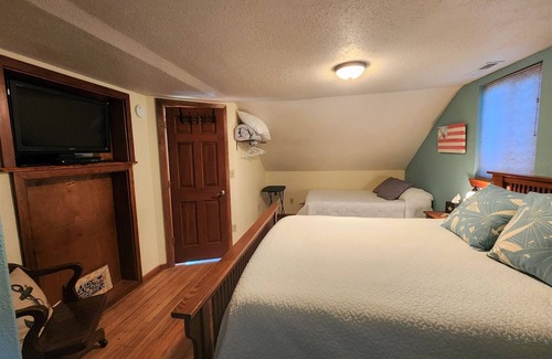 Hoquiam House | Burrows Landing ~ Ocean Shores is minutes away