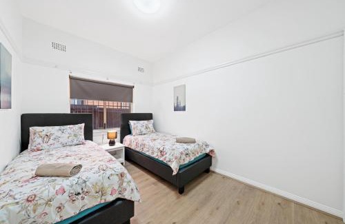 Burwood Apartment | Burwood New 2 Bedroom 2 Bath Apt Free Parking