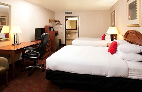 St. George Resort | Business Travel, Comfy Unit Near Attractions, Parking, Breakfast