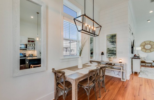 Orange Beach Cottage | BVR 56 - The Peninsula by Liquid Life