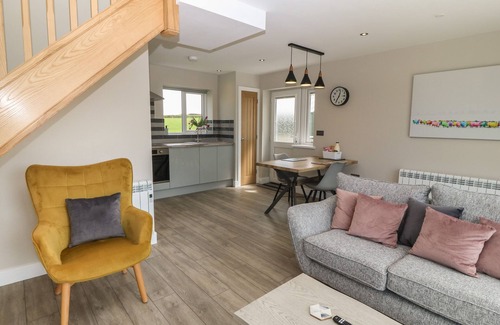 Rhosgoch Cottage | BWTHYN CAE'R EFAIL, character holiday cottage in Cemaes Bay