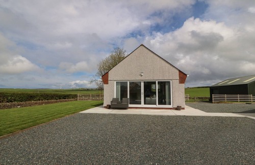 Rhosgoch Cottage | BWTHYN CAE'R EFAIL, character holiday cottage in Cemaes Bay