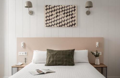 Eixample Hotel | BYPILLOW Erba