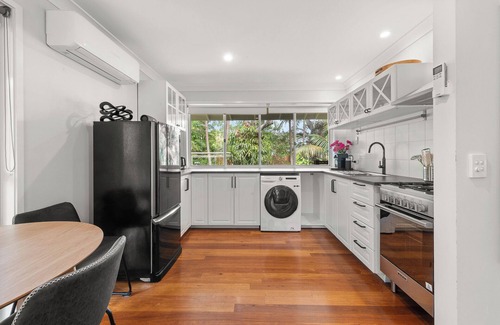 Suffolk Park Apartment | Byron Bay Accom - Kookaburra Beachside Apartment - 176 Alcorn St