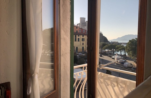 Lerici Apartment | Cà da Bruna - Seafront Apartment in the Center