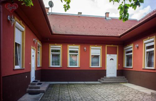 Debrecen Bed & Breakfast | Cívis Szálláshely