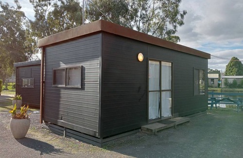 Stawell RV Rental | C & C Park Stawell, Grampians Gate