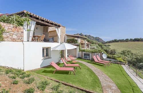 Tertenia Apartment | C'est la vue - Seaview apartment with pool