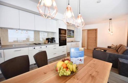 Kappl Apartment | C(h)illas Appartements- Apartment 8-10 persons 4 bedrooms direct ski slope