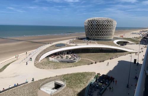 Middelkerke Apartment | C-view Holiday