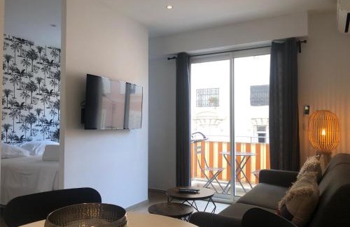 Le Suquet Apartment | C001-Beau studio neuf situé au centre