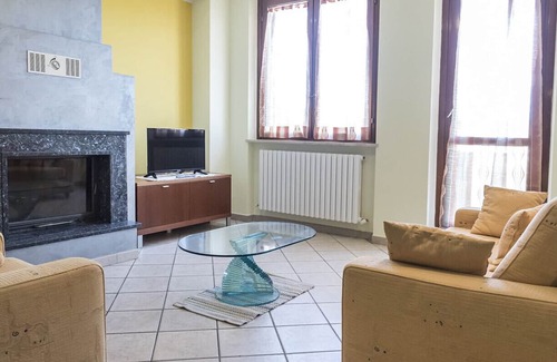 Camerano Apartment | C008 - Camerano, delightful fully equipped three-room apartment