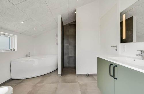 Skaven Strand House | C11349-Tarm-Stikkelsbaervej-43