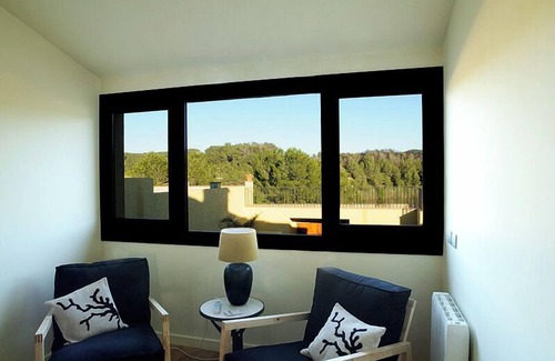 Castellet House | Ca l'Helena. Enjoy the Penedès, the wine region of Barcelona