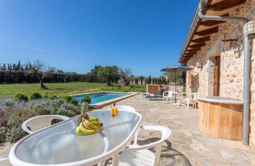 Inca Ski Chalet | Ca n Batlet