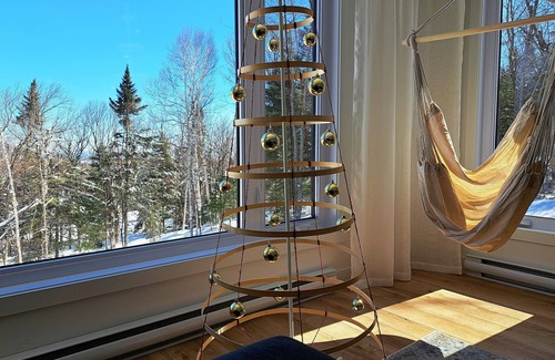 Petite-Riviere-Saint-Francois Ski Chalet | Grande Ourse Chalet Boréal, Foyer & Spa