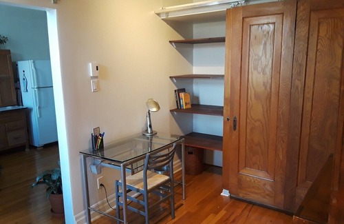 Villeray Apartment | 2 BEDROOM + OFFICE + FAST INTERNET + QUIET, SAFE & FRIENDLY NEIGHBORHOOD!