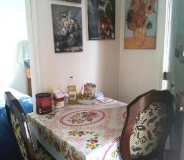 Valdivia Apartment | Cabaña Económica Independiente Veinte mil x persona Veintisiete mil x dos Valor total a pagar por cada noche Bienvenidos