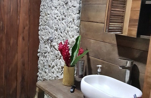 Bahia Solano House | Cabaña Kirita