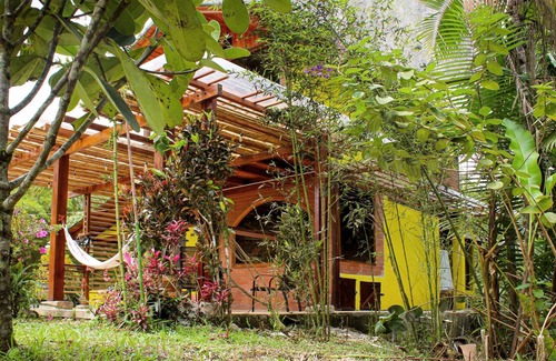 Mindo Cottage | Cabaña rodeada de ríos y arboles. Somos el complemento de tu descanso