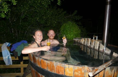 Colbun Ski Chalet | Cabañas con tinajas calientes en Parque Guaiquivilo