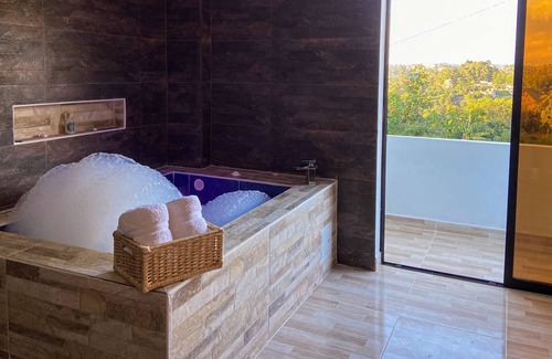 Marinilla Cabin | Cabañas Las Camelias