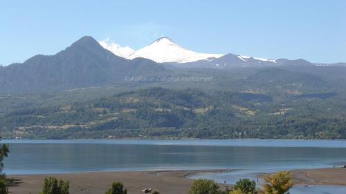 Conaripe House | Cabañas Ruka Rayun vista y acceso al lago en Coñaripe