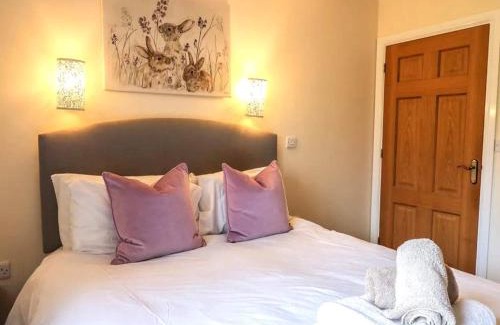 Rhayader House | Caban Dulas