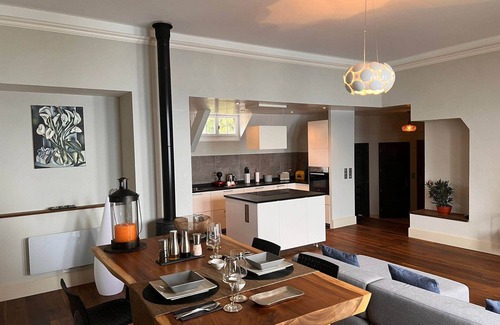Lugrin Apartment | Cabana & Nuit de Château au bord du Lac Léman