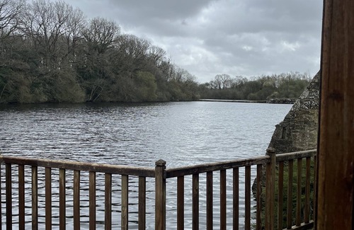 Trebedan Ski Chalet | Cabane Bord de lac