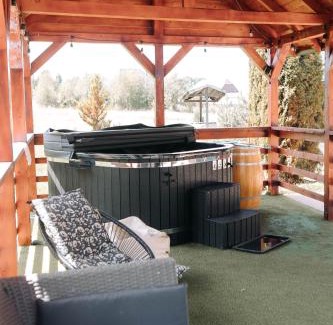 Risca Cabin | Cabanele Zenhouse