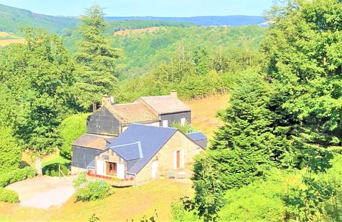 La Salvetat-sur-Agout House | "Cabanot", a charming house in the heart of nature for a real break.