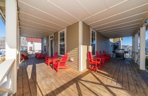 Chelan House | Cabernet Cottage & Carriage House #8CH