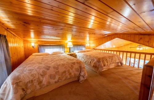 Isle Resort | Cabin 19 - 1 Bedroom with spacious loft