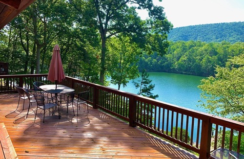 Huddleston Cabin | Cabin 2 at Cedar Key - Serene waterfront setting/No wake cove/Dog friendly!