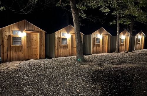 Hatfield RV Rental | Cabin 2 - Rustic Mountain Cabin Rental - Up to 4 persons