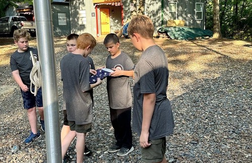 Hatfield RV Rental | Cabin 2 - Rustic Mountain Cabin Rental - Up to 4 persons