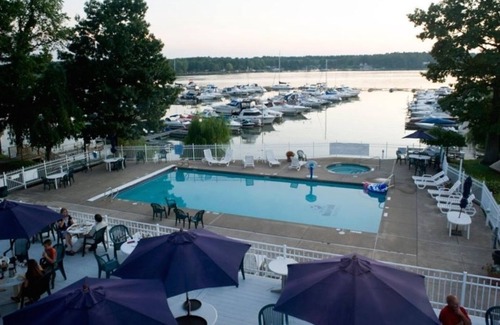 North Rose Cabin | Cabin # 4 of 4 at Oak Park Marina-on beautiful Sodus Bay! Weddings & Vacations
